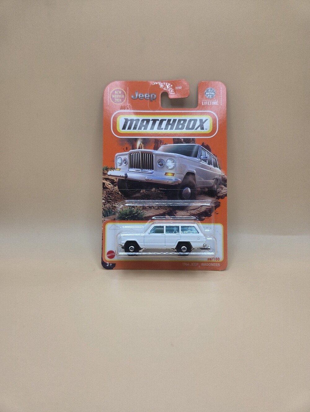 Matchbox 2024 MBX Adventure 38/100 1964 Jeep Wagoneer White